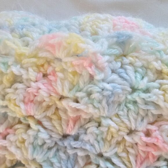 VTG Pastel Rainbow Colors Crochet/Knit Wool Square 30"x33" Baby Blanket Throw - Picture 11 of 13